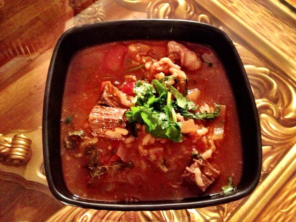 Мясо по абхазски. Харчо по абхазски. Абхазский суп. Абхазия суп харчо. Абхазская кухня суп.